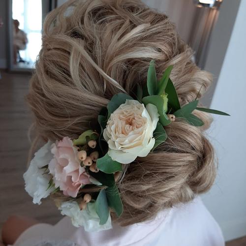Brautfrisur
